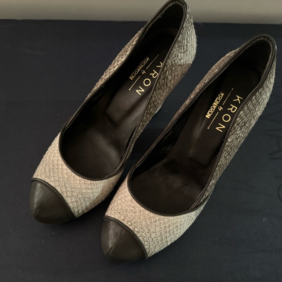 kron Shoes - Leather Handmade Kron By KRONKRON black and White Snake skin heels: brand new